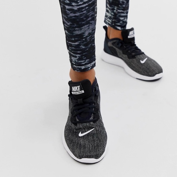 Nike Women's Flex Trainer 9 Sneaker Sz 6.5 In Black/White - Picture 2 of 11